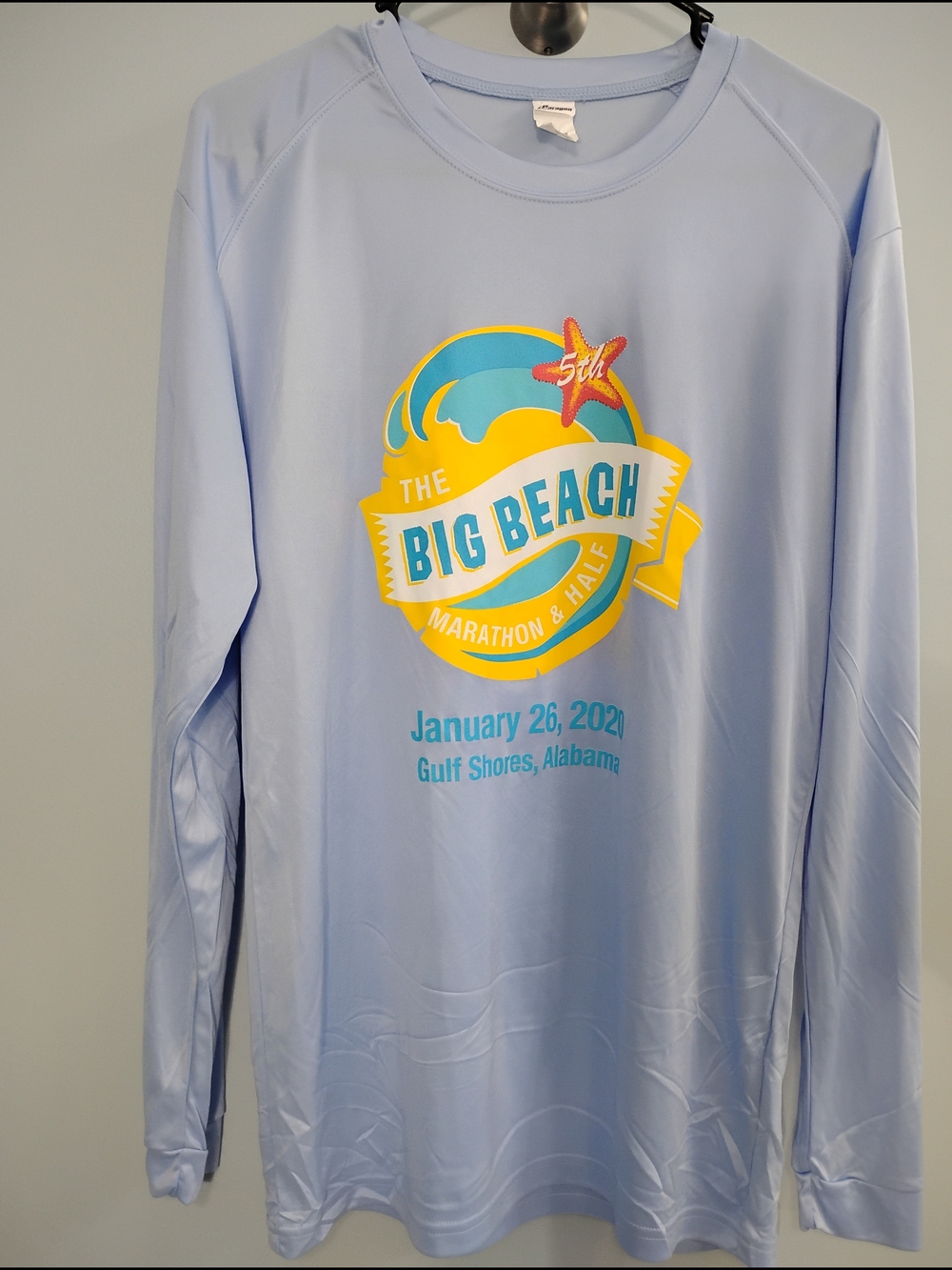 PARAGON Light Blue Long-Sleeve Tee with Yellow Beach Graphic Size Medium Upf 50+